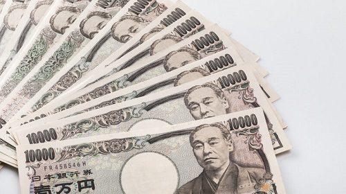 貯金10万円しかない